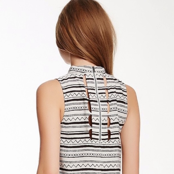 BCBGeneration Aztec print shift dress - Picture 3 of 6